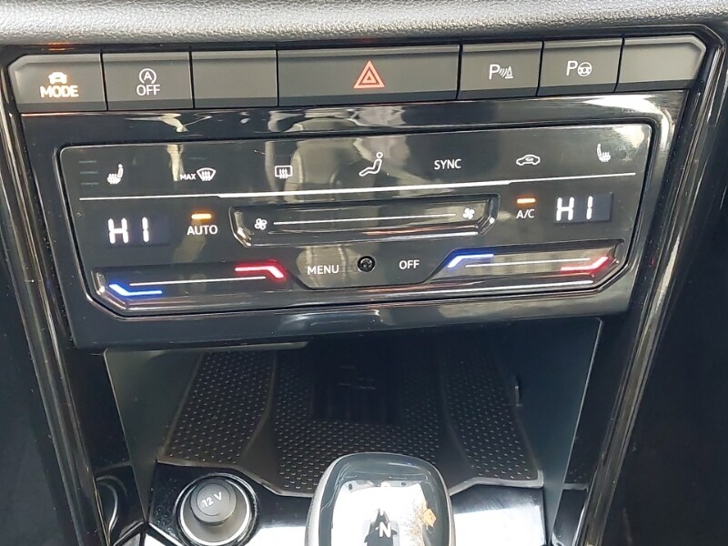 Used Volkswagen T-Roc 2025 for sale - 77875785: Photo 11