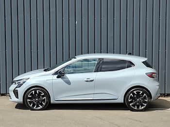 Used Renault Clio 2025 for sale - 79641686: Photo