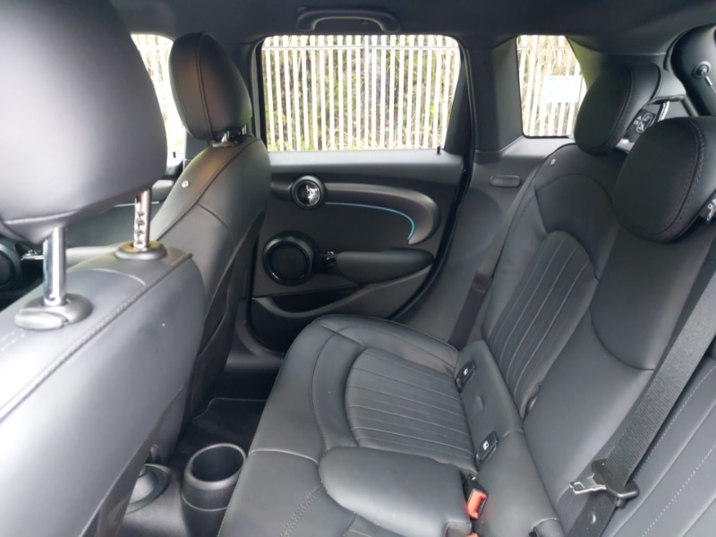 Used MINI Hatch 2023 for sale - 76456325: Photo 6