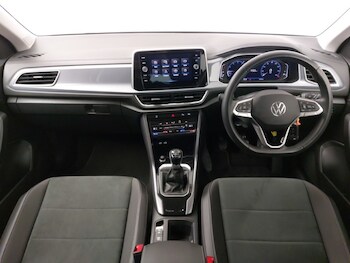 Used Volkswagen T-Roc 2023 for sale - 79086268: Photo