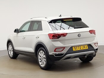 Used Volkswagen T-Roc 2023 for sale - 79086268: Photo