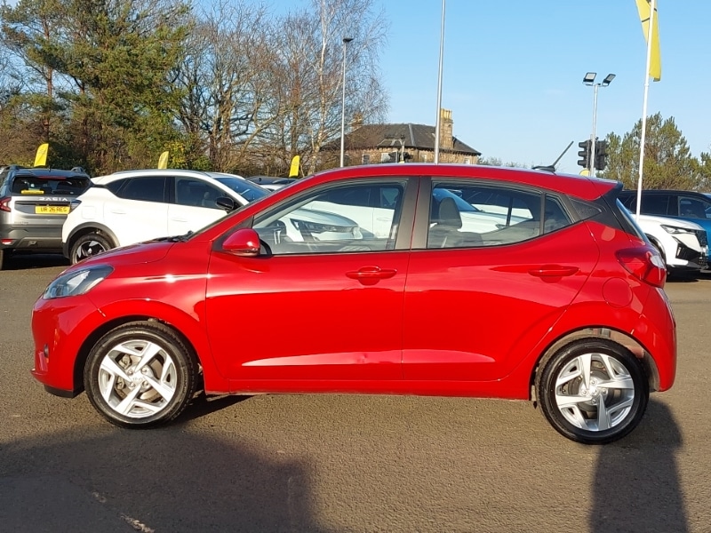 Used Hyundai i10 2023 for sale - 77736905: Photo 4