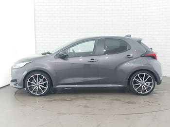 Used Toyota Yaris 2023 for sale - 79612219: Photo