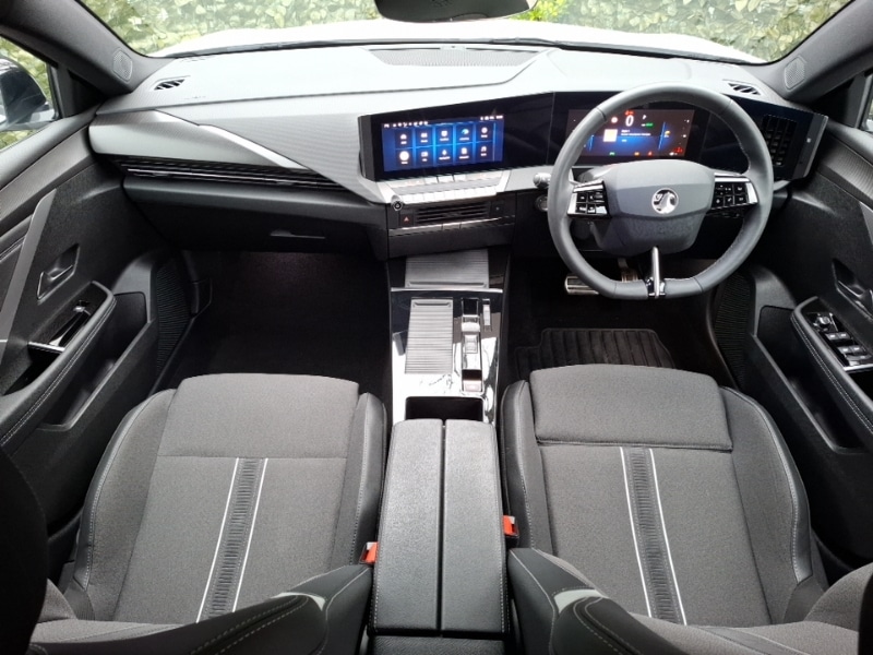 Used Vauxhall Astra 2024 for sale - 77281674: Photo 2