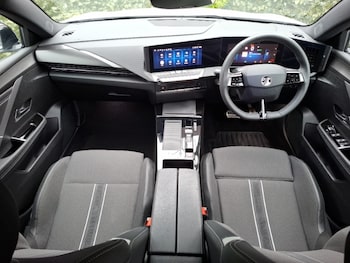 Used Vauxhall Astra 2024 for sale - 77281674: Photo