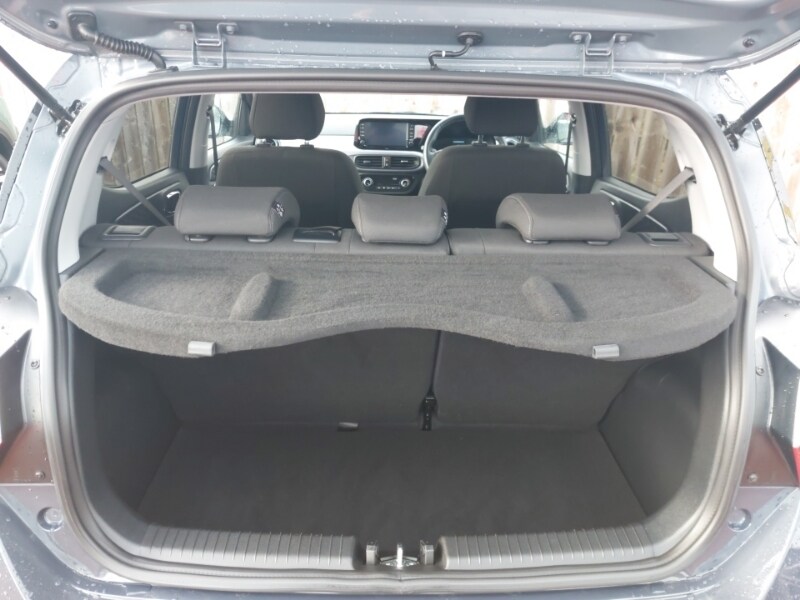 Used Hyundai i10 2024 for sale - 77197057: Photo 8