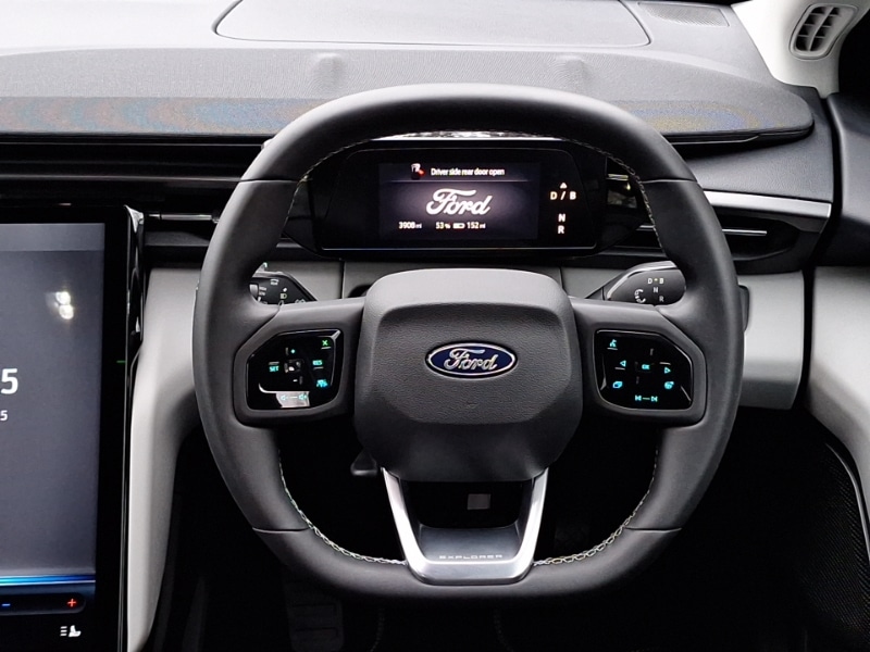 Used Ford Explorer 2025 for sale - 77062927: Photo 7