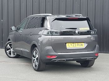 Used Peugeot 5008 2023 for sale - 79549537: Photo
