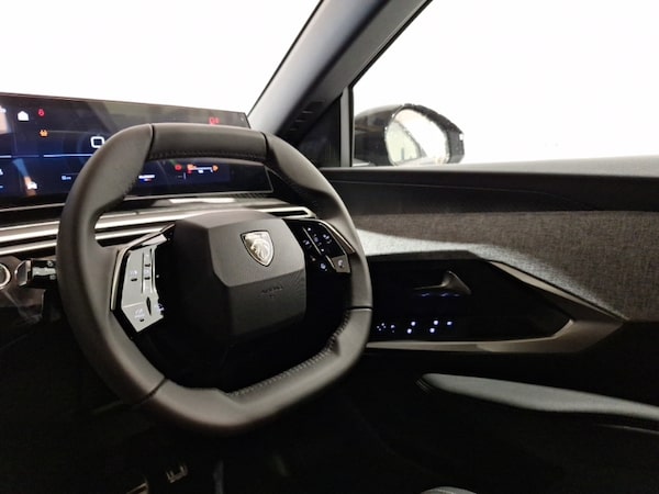 Used Peugeot 3008 2025 for sale - 76254041: Photo 10