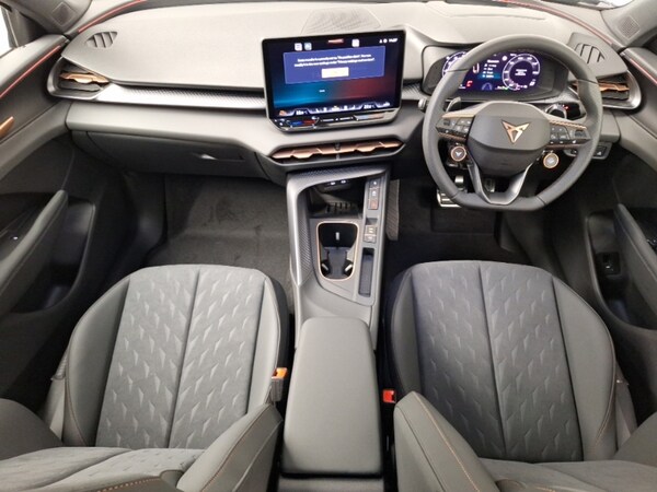 Used Cupra Terramar 2025 for sale - 76244040: Photo 2