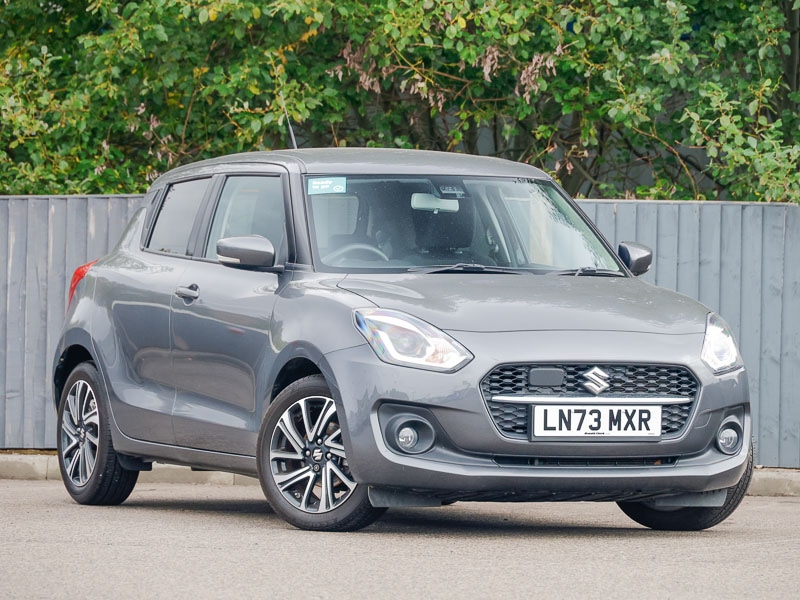 Used Suzuki Swift 2023 for sale - 76358438: Photo 1