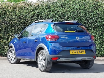 Used Dacia Sandero Stepway 2022 for sale - 79115776: Photo