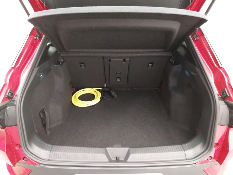 Used Volkswagen ID.4 2024 for sale - 77875243: Photo 8