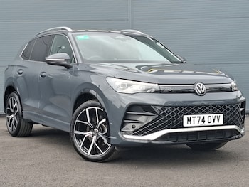2024 - 2.0 TDI R-Line 5dr DSG