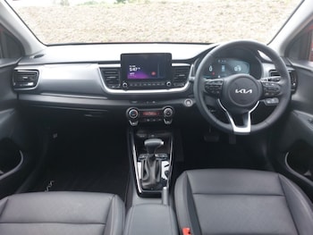 Used Kia Stonic 2025 for sale - 75755230: Photo