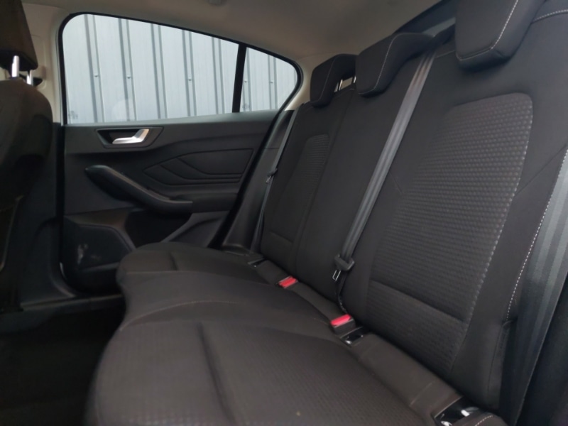 Used Ford Focus 2022 for sale - 76771102: Photo 6