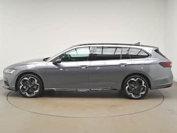 Used Skoda Superb 2026 for sale - 79843992: Photo