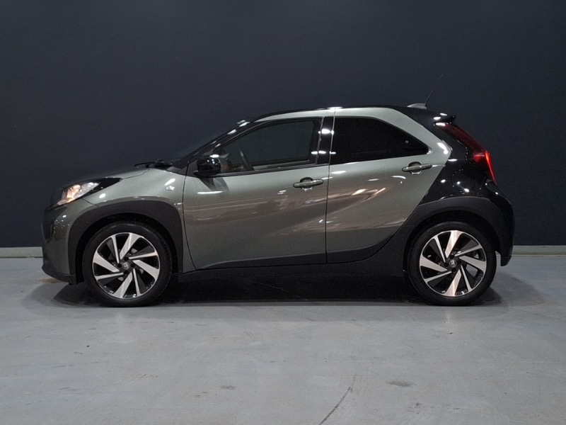 Used Toyota Aygo X 2023 for sale - 77536842: Photo 4