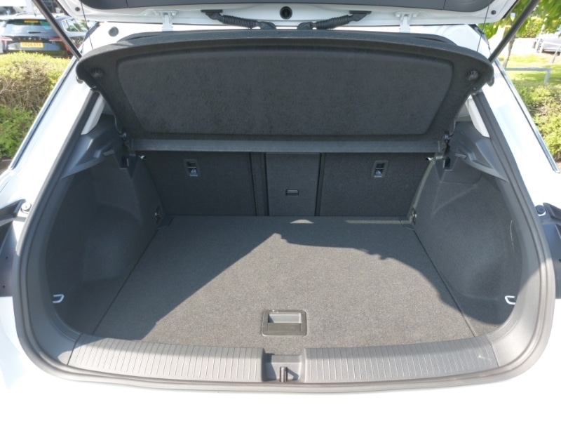 Used Volkswagen T-Roc 2023 for sale - 76778723: Photo 8