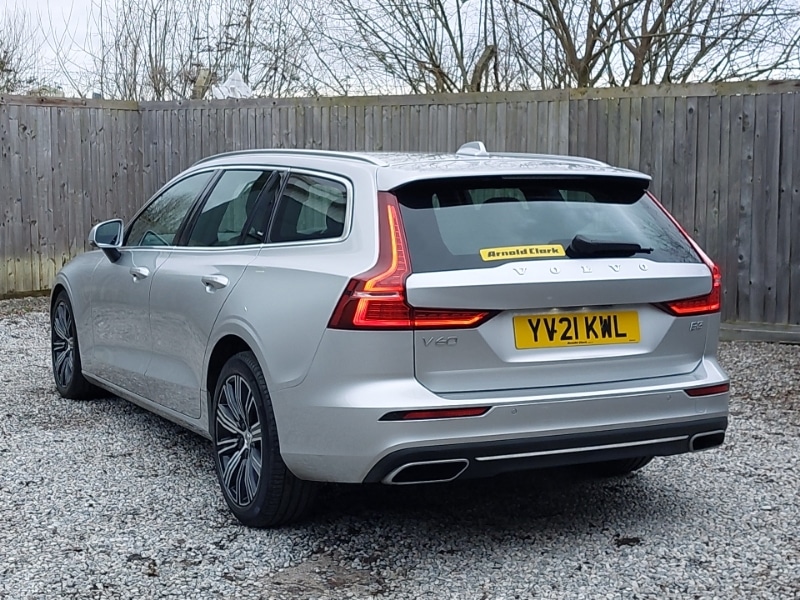 Used Volvo V60 2021 for sale - 77298845: Photo 3
