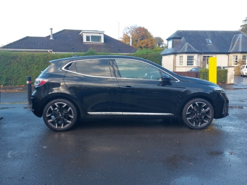 Used Renault Clio 2025 for sale - 76379329: Photo 4