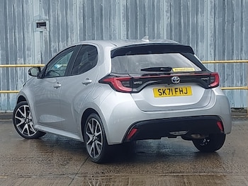 Used Toyota Yaris 2021 for sale - 76212631: Photo 3