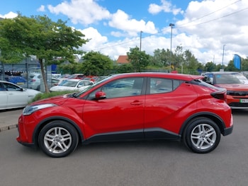 Used Toyota C-HR 2023 for sale - 78913226: Photo