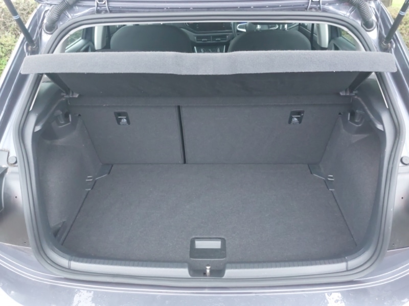 Used Volkswagen Polo 2022 for sale - 76749615: Photo 8