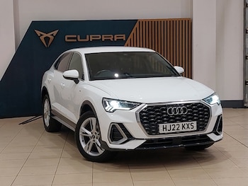 Audi - Q3