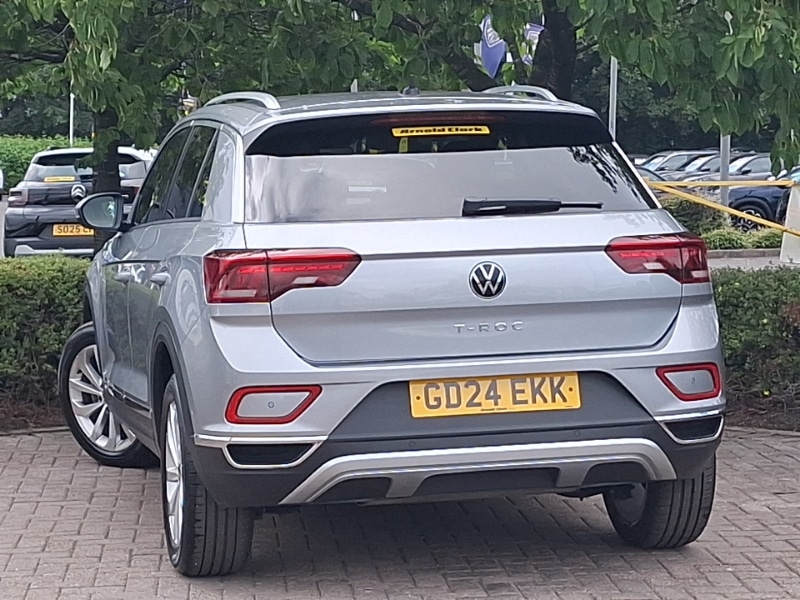 Used Volkswagen T-Roc 2024 for sale - 76506576: Photo 3