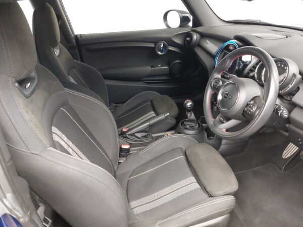Used MINI Hatch 2020 for sale - 76237717: Photo 6