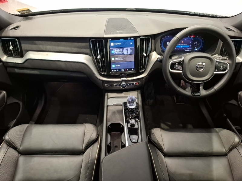 Used Volvo XC60 2024 for sale - 77252904: Photo 2