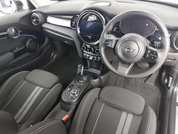 Used MINI Hatch 2022 for sale - 78777802: Photo