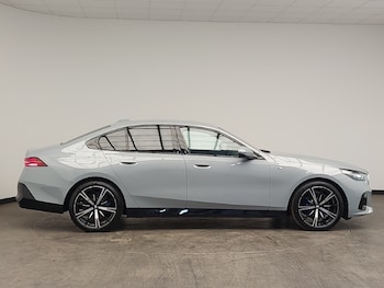 Used BMW 5 Series 2026 for sale - 77558923: Photo