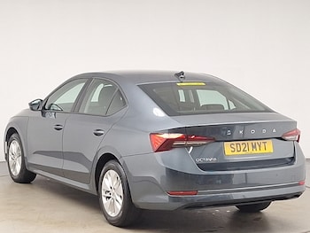Used Skoda Octavia 2021 for sale - 75738004: Photo