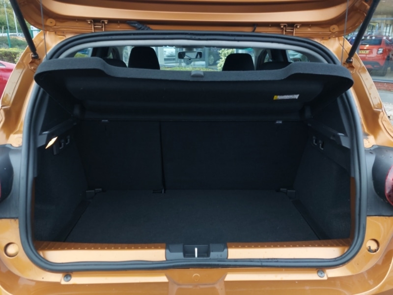 Used Dacia Sandero Stepway 2023 for sale - 76688059: Photo 8