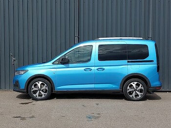 Used Ford Tourneo Connect 2023 for sale - 79367800: Photo