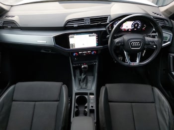 Used Audi Q3 2020 for sale - 76682978: Photo