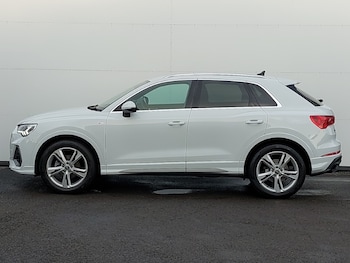 Used Audi Q3 2020 for sale - 76682978: Photo