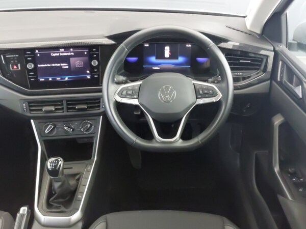 Used Volkswagen Polo 2023 for sale - 76225702: Photo 7