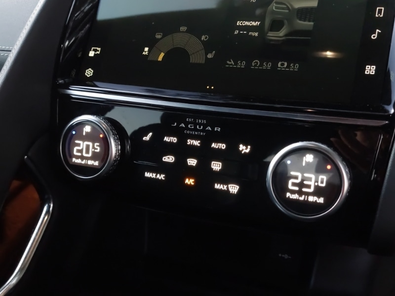 Used Jaguar E-Pace 2021 for sale - 77063045: Photo 11