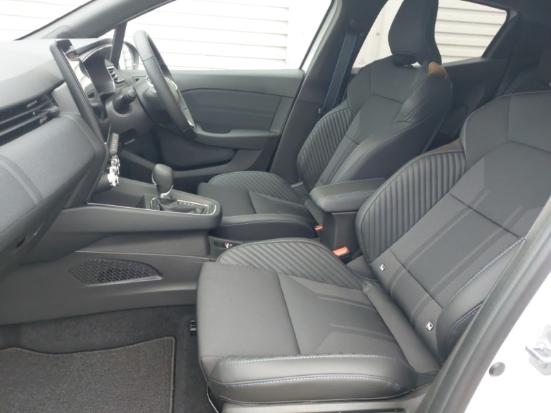 Used Renault Clio 2025 for sale - 77010890: Photo 5