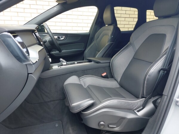 Used Volvo XC60 2024 for sale - 76182840: Photo 5