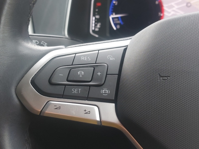 Used Volkswagen T-Roc 2022 for sale - 77237347: Photo 12