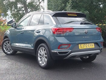 Used Volkswagen T-Roc 2022 for sale - 77237347: Photo