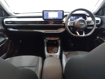 Used Jeep Avenger 2024 for sale - 78474096: Photo