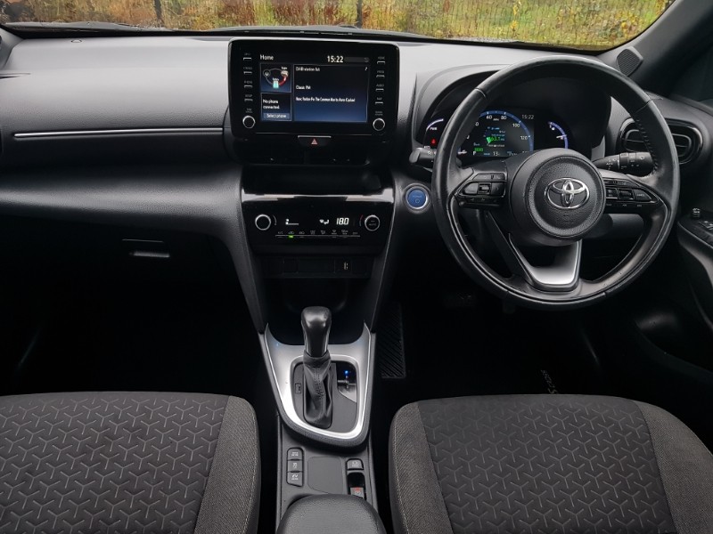 Used Toyota Yaris Cross 2022 for sale - 76567480: Photo 2