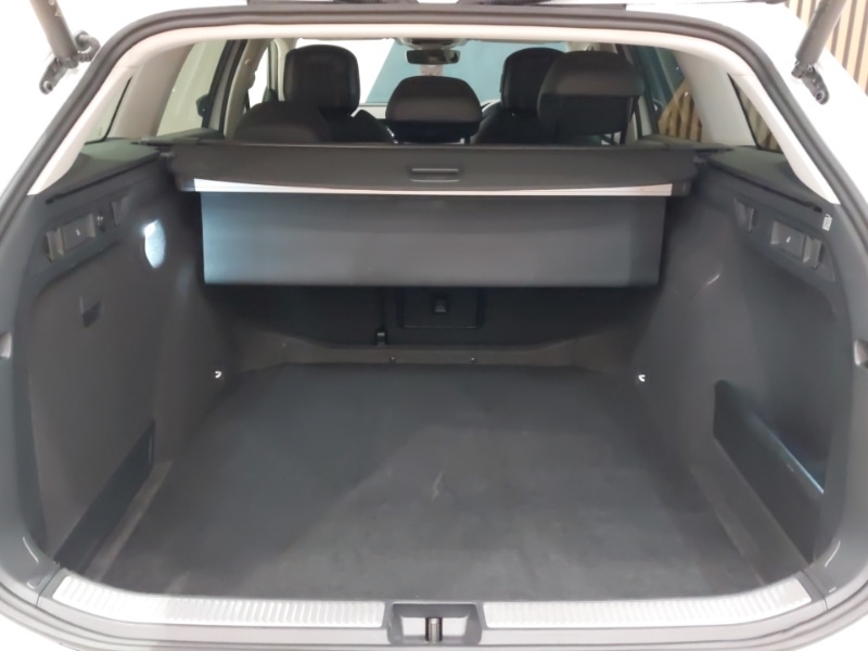 Used Skoda Superb 2024 for sale - 76459690: Photo 8