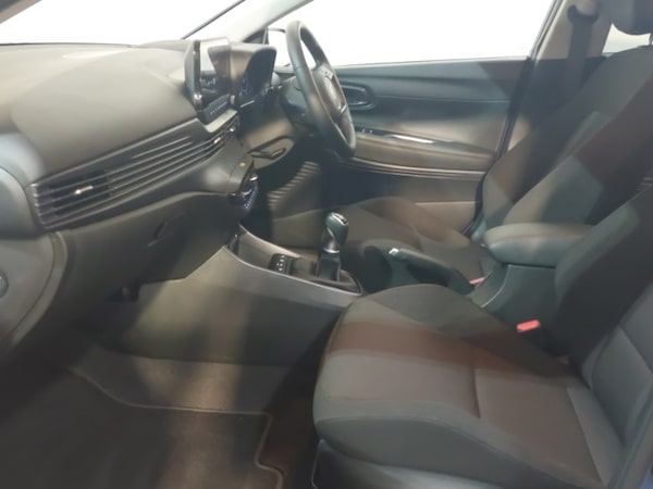 Used Hyundai i20 2025 for sale - 76310230: Photo 5