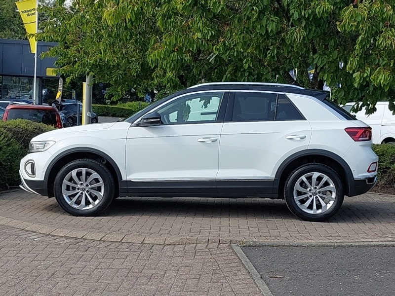 Used Volkswagen T-Roc 2023 for sale - 77169921: Photo 4